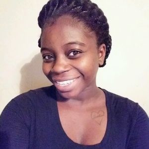 Meet your Posher, Melissa